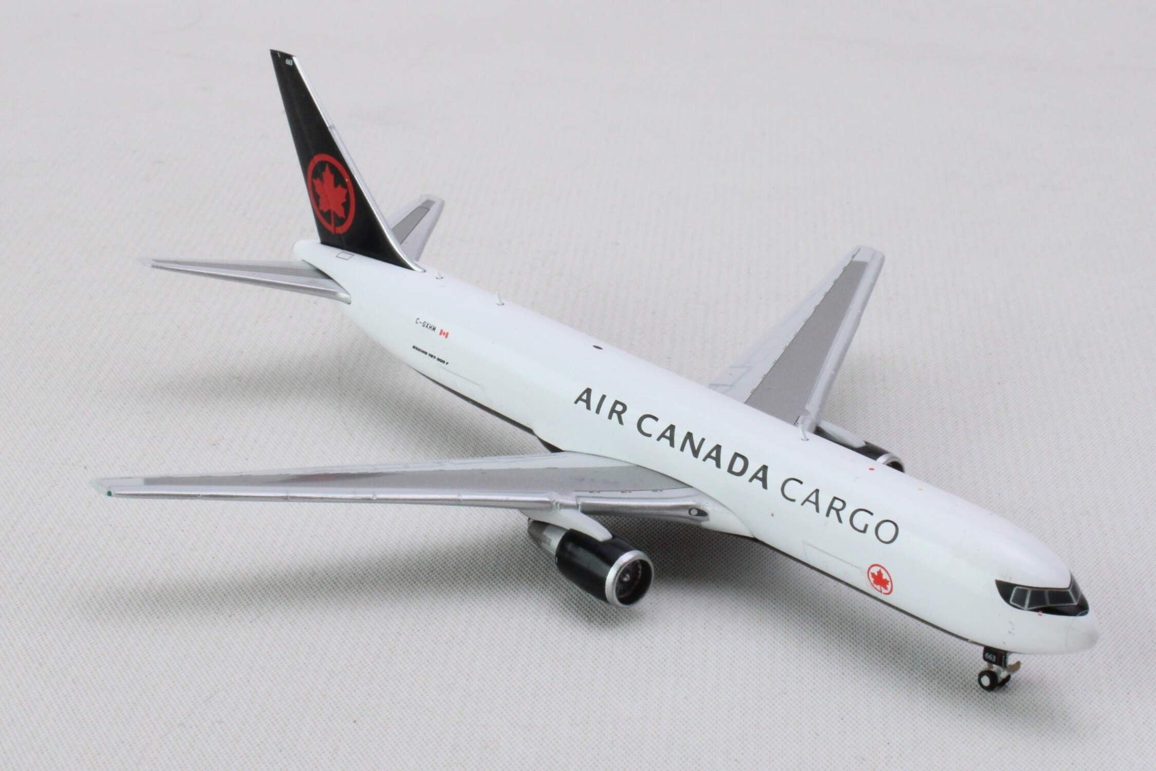 商談品‼️1/200 Air Canada CRJ-900 商談品‼️1/200 Air Canada CRJ-900 模型・プラモデル
