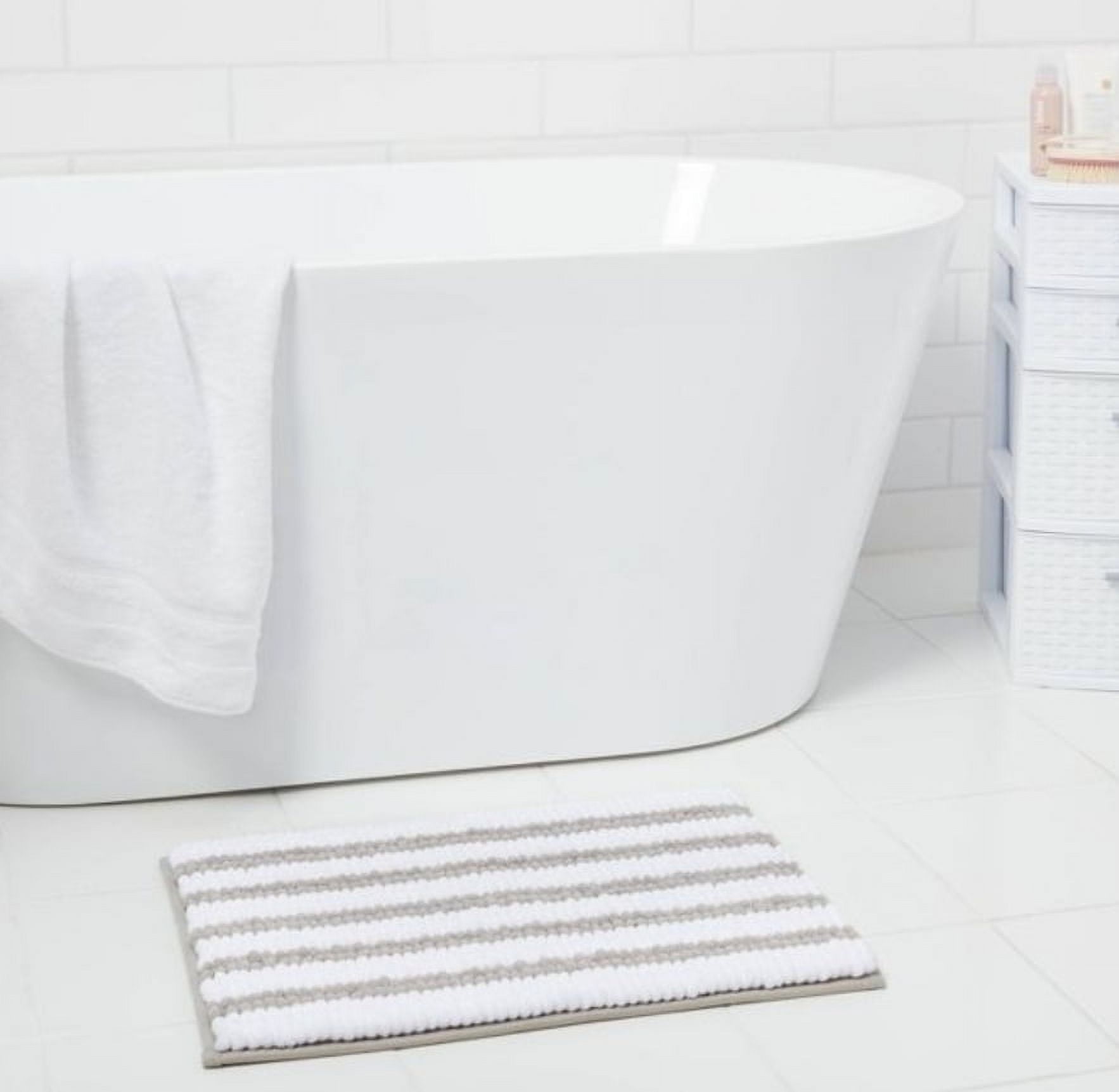 17x24 Everyday Chenille Bath Rug Mint - Room Essentials™