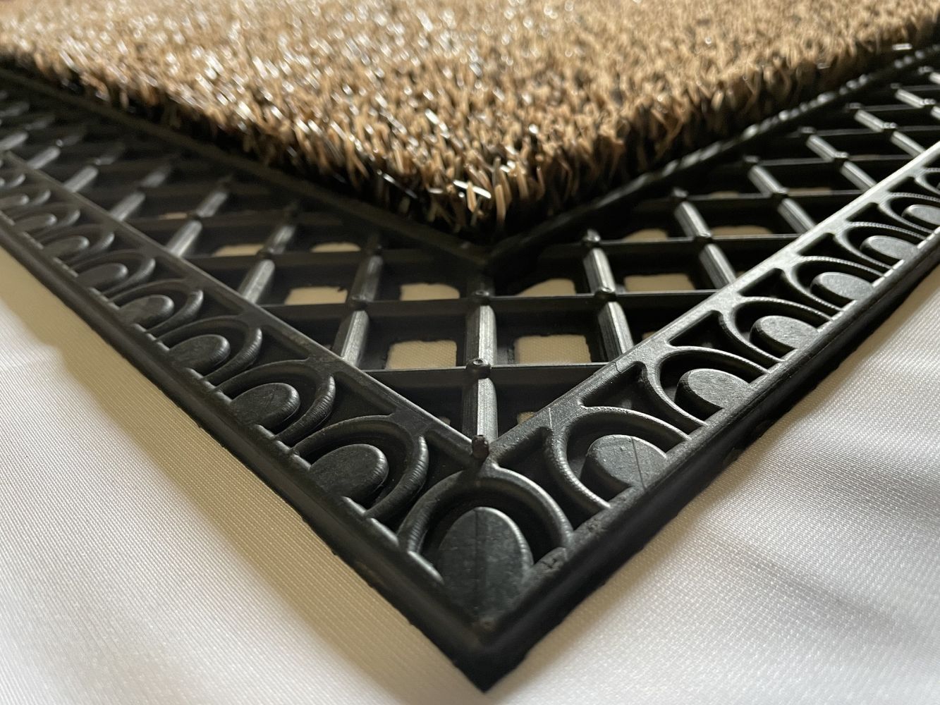 Clean Machine French Quarter Framed AstroTurf Scraper Doormat 23.5 x 35.5 inch Sandbar Brown Outdoor Use