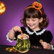 thumbnail image 1 of Tarro de dulces iluminado de Halloween con luces, incluye paquete de materiales, 10 piezas, juguete rompecabezas para padres e hijos hecho a mano, regalo de cristal brillante, contiene 30 ml de plásti, 1 of 7
