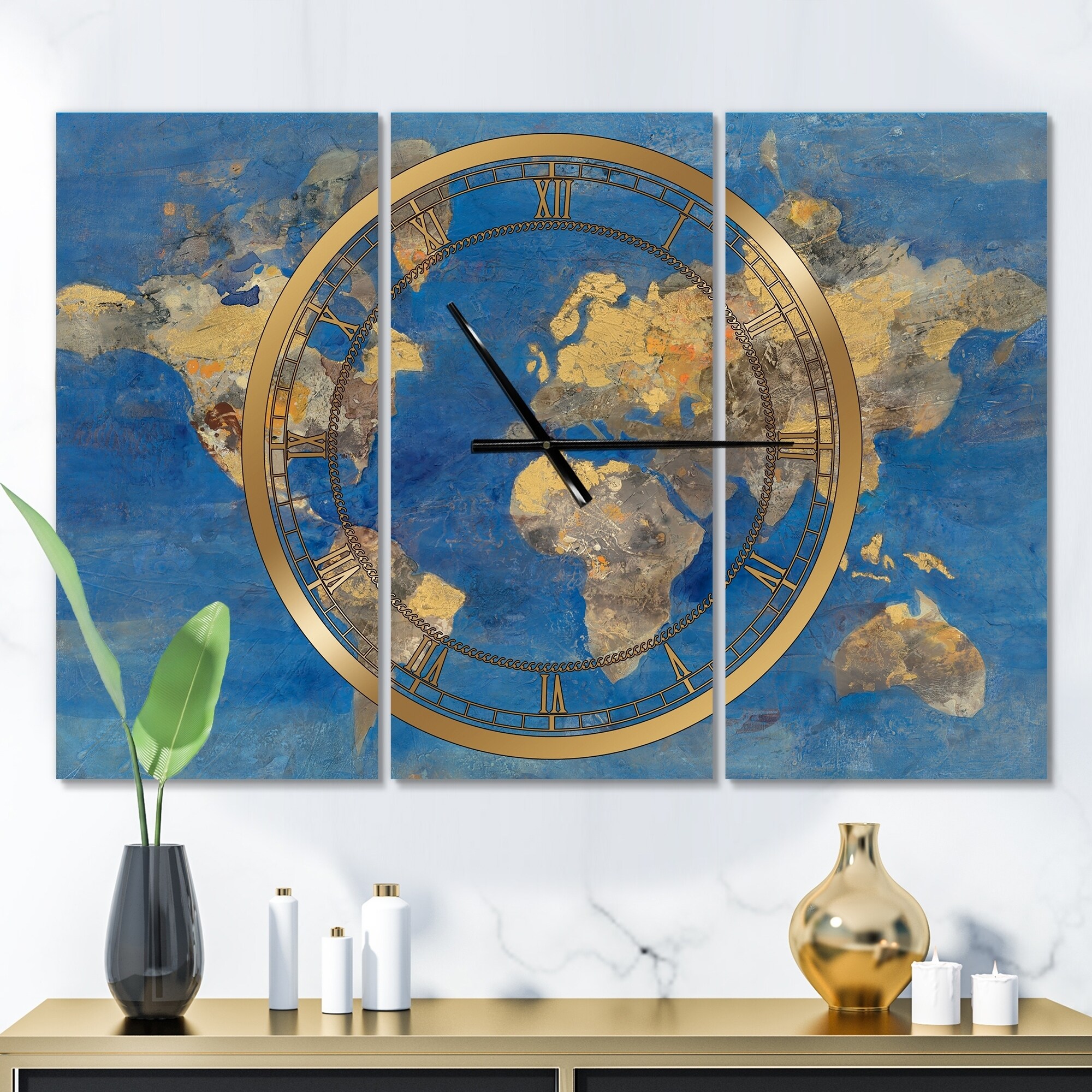 Designart 'Golden Glam World Map' Traditional Wall Clock