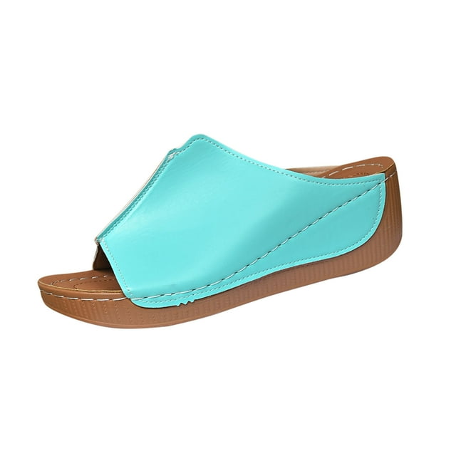 Pantoufles de Mode pour Femme Bleu Ciel à Bout Rond et Talon pour un Enfilage Facile par Temps Chaud