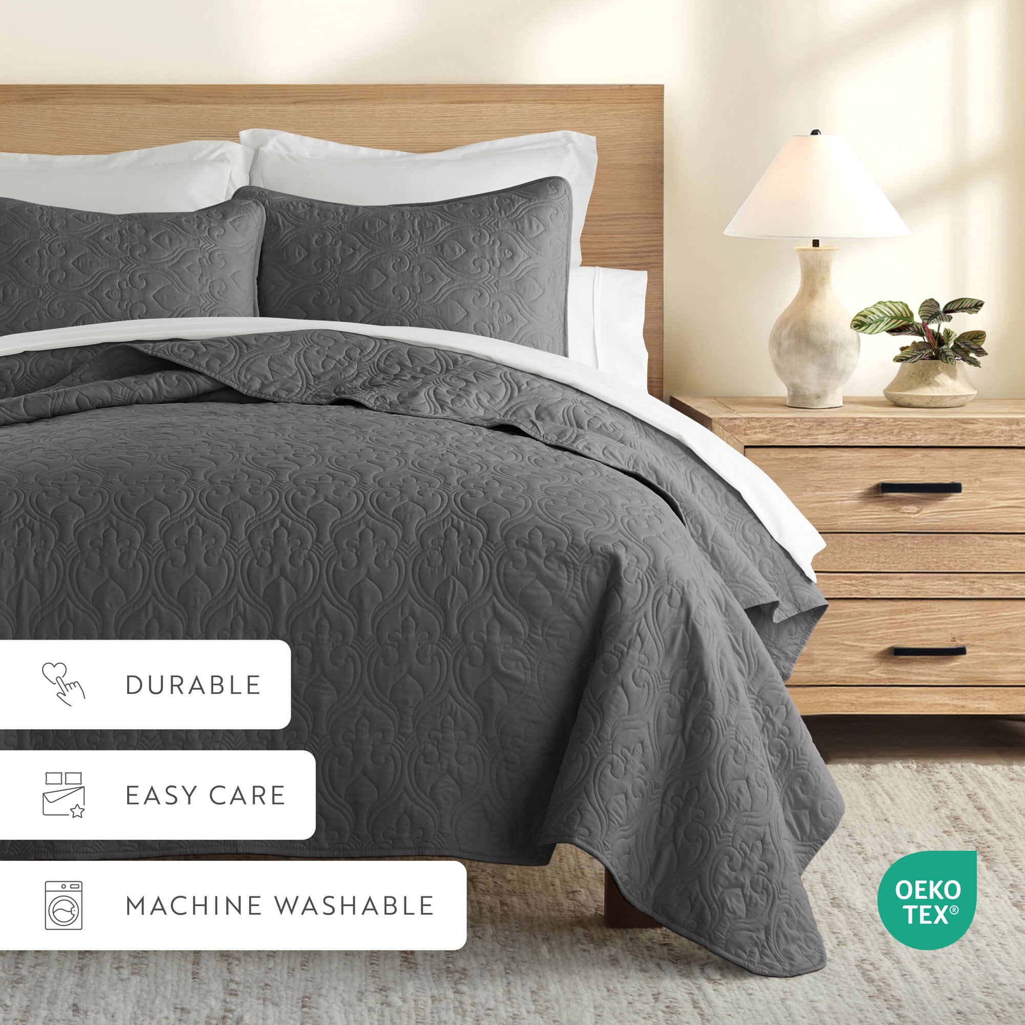 Lightweight Wrinkle Resistant Quilt Sets in Gray Damask for Full/Queen Size Bedding by Comfort Canopy