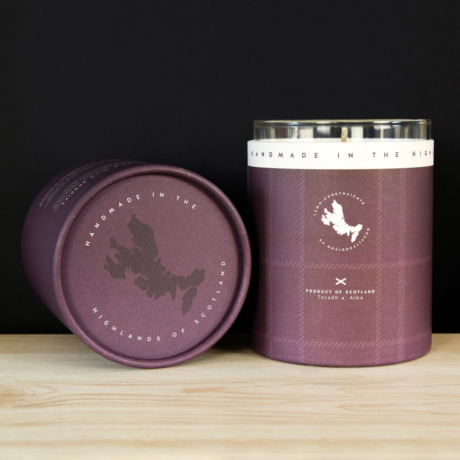 Isle of Skye Candle Co. Heather & Wild Berries Scented 45h Natural Soy Wax Large Candle Made in Scotland