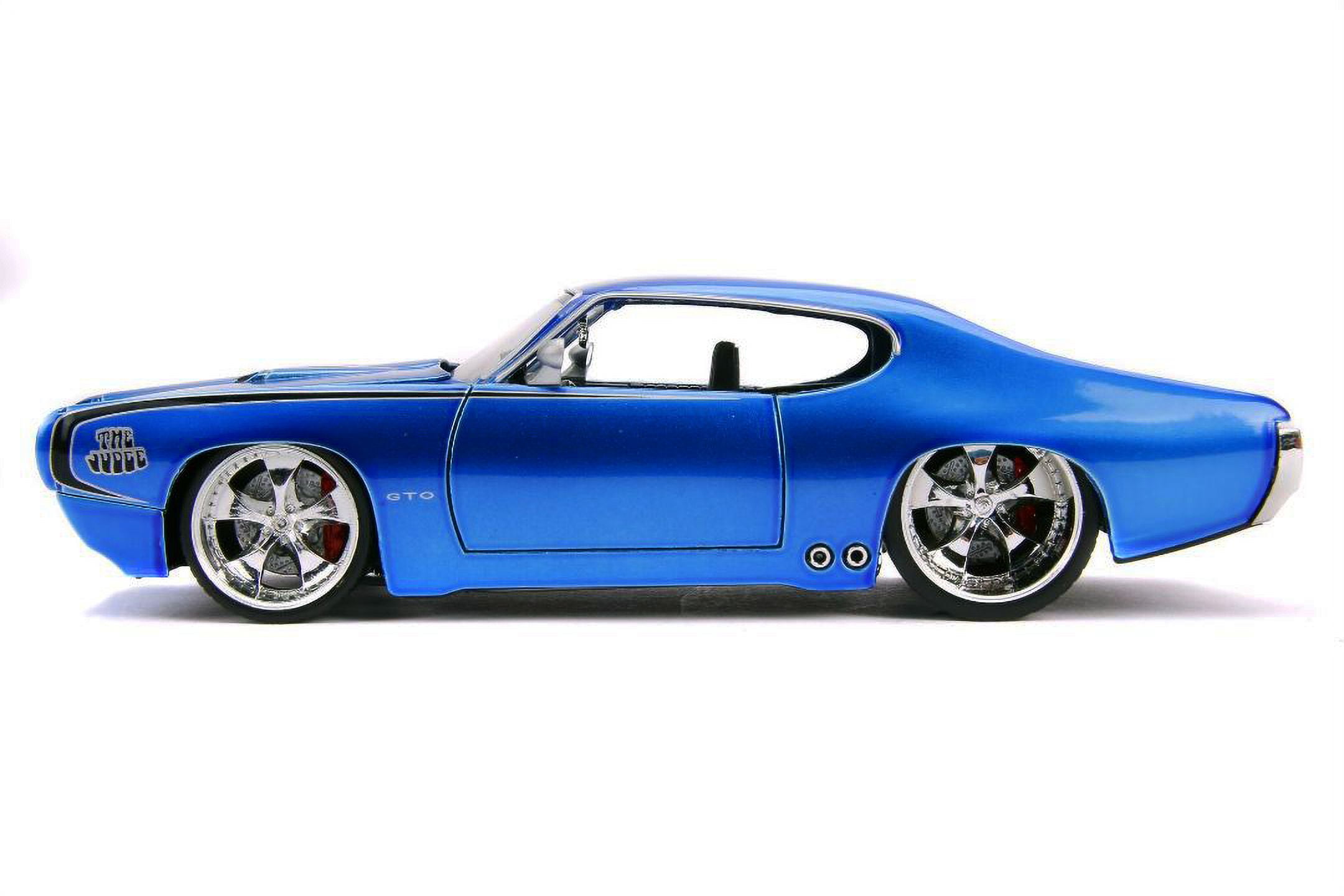 2010 Jada Toys 1:24 Scale Collector's Club • 1969 Pontiac
