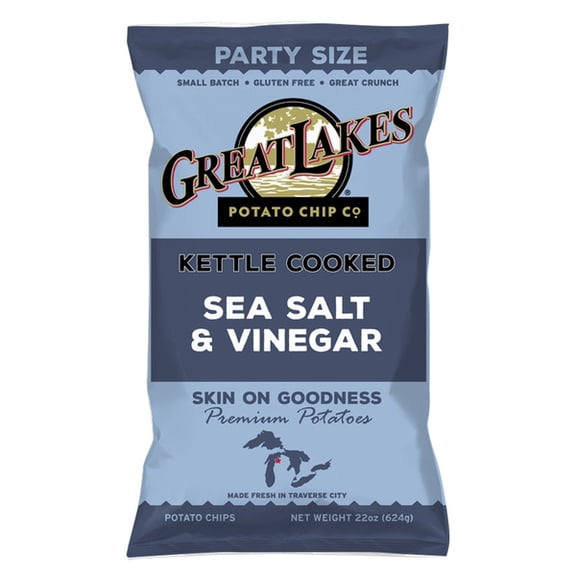 Great Lakes Potato Chips Kettle Chips Bold Sea Salt & Vinegar, Party Size, 22 oz bag