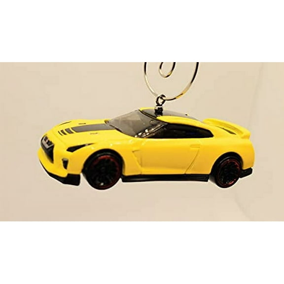 2017 Nissan GT-R (R35) Christmas Ornament 1:64 Yellow