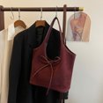 thumbnail image 4 of Bolso Tote Bandolera 8846 Gran Capacidad Piel Lijada (Vino) Rojo, 4 of 9