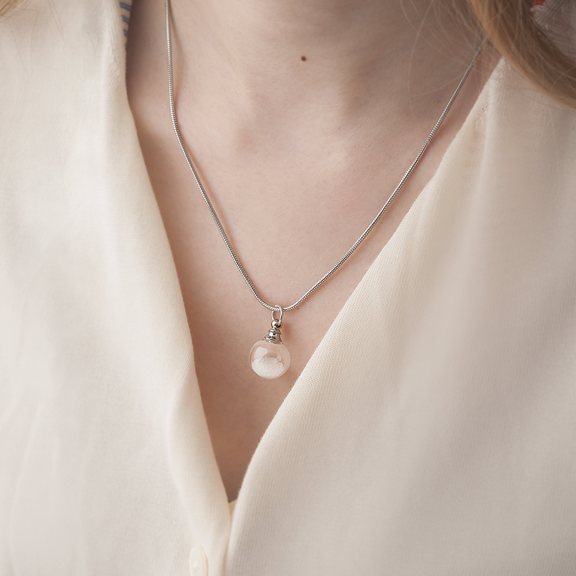 Anavia Mini Clear Glass Urn Necklace, Stainless Steel Urn Memorial Jewelry,Glass Urn Necklace, Urn Necklace for Human and Pets Ashes - [Snake Chain]