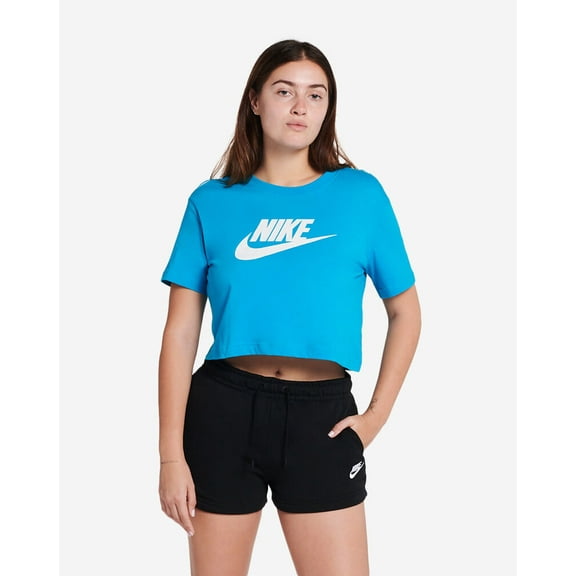 Nike Women's Essential Cropped Tee
