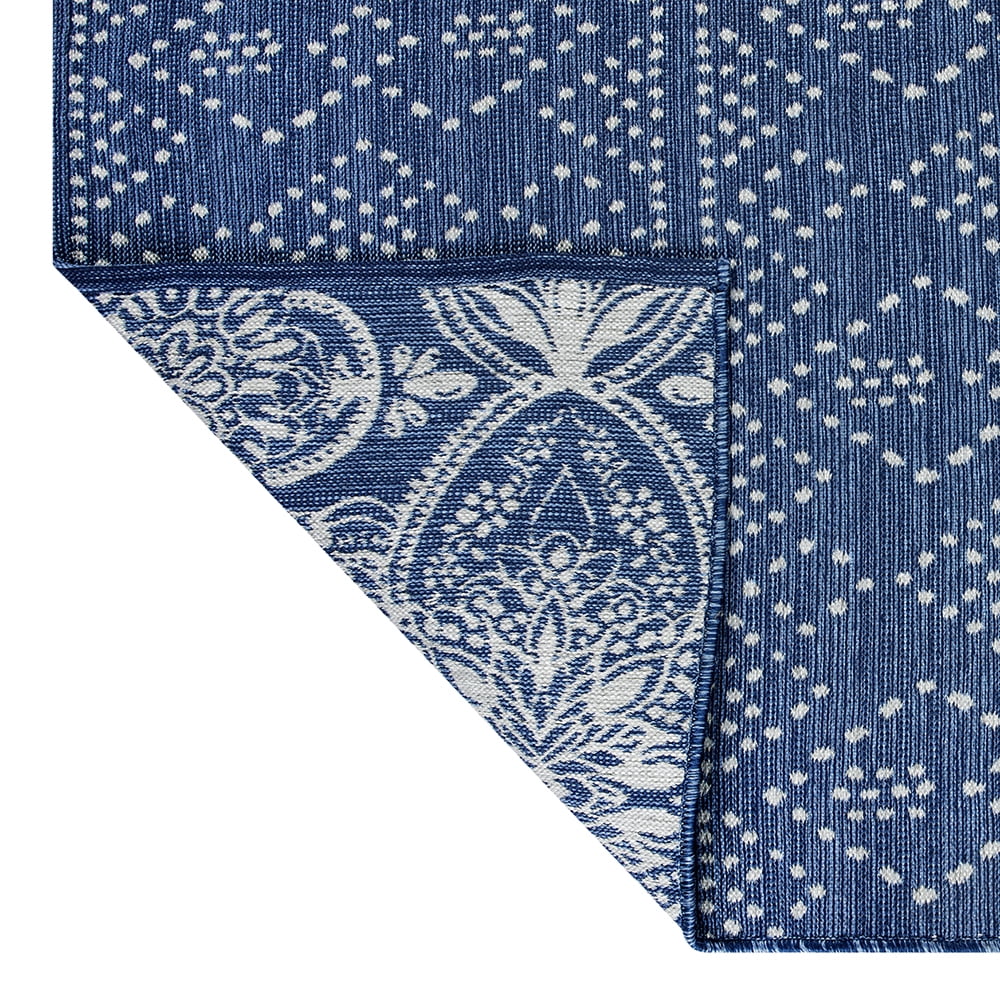 Better Homes & Gardens Woven Reversible Medallion Outdoor Rug - 7' x 10' - Polypropylene - Blue
