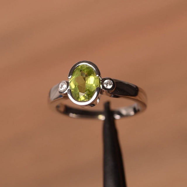 natural peridot August birthstone ring sterling silver oval shaped wedding ring