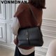 thumbnail image 2 of Bolsos de diseñador de lujo, bolsos de hombro a la moda para mujer, bandoleras cruzadas de cuero de alta calidad para mujer, bolso principal, 2 of 6