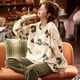 thumbnail image 4 of Conjunto de Pijama de franela para Mujer, ropa de dormir de terciopelo a rayas con estampado de amor, 2 piezas, Otoño e Invierno, 4 of 4