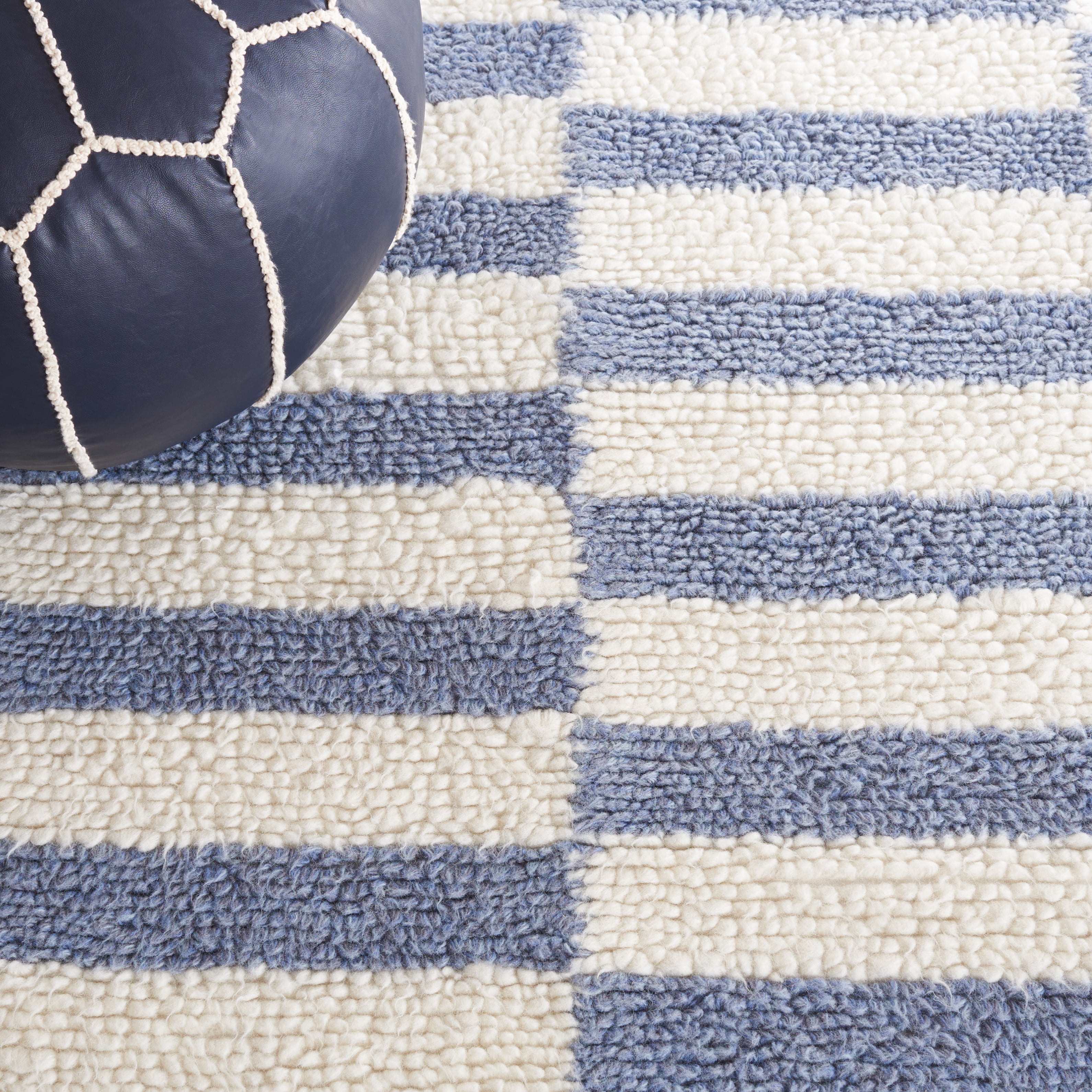 SAFAVIEH Vermont Yasmin Plaid Area Rug, Ivory/Blue, 6' x 6' Square
