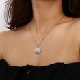 thumbnail image 5 of Conjunto de joyas con cara sonriente, collar con cara sonriente bañado en blanco Melos, 5 of 5