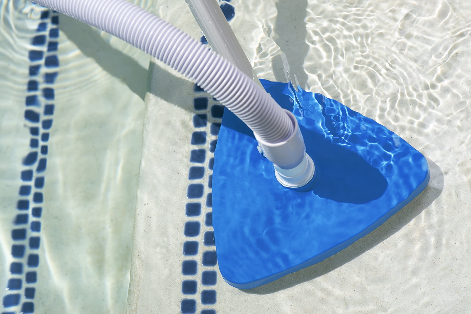 Poolmaster/Swimline Clear Triangular Vinyl Replacement Swimming Pool Vacuum Head 
