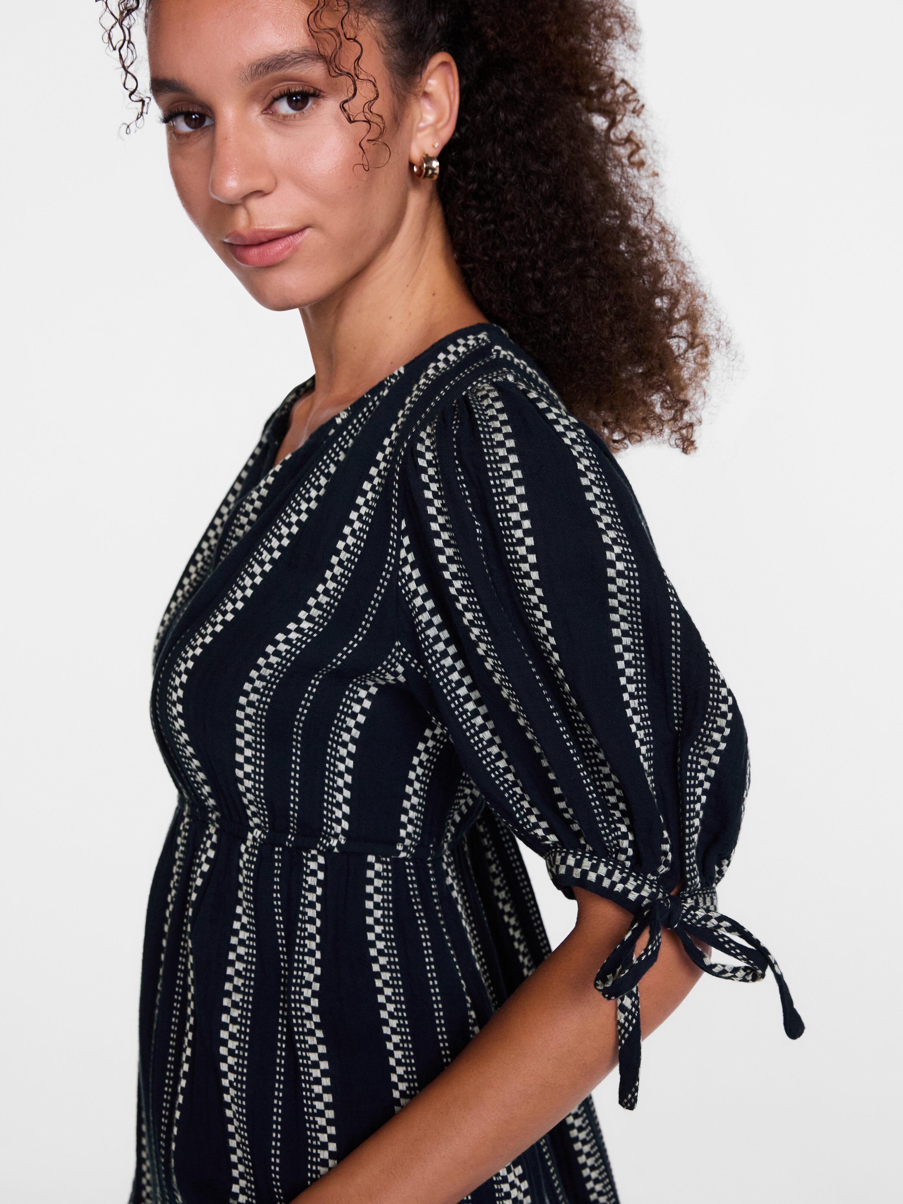 Scenario Women's Split Neck Tiered Midi Dress, Sizes XS-XXXL
