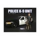 American Diorama 38163 Figurine d'Officier de Police avec K9 Unité de Chien I pour 1 isto 18 Voiture Miniature – image 1 sur 1