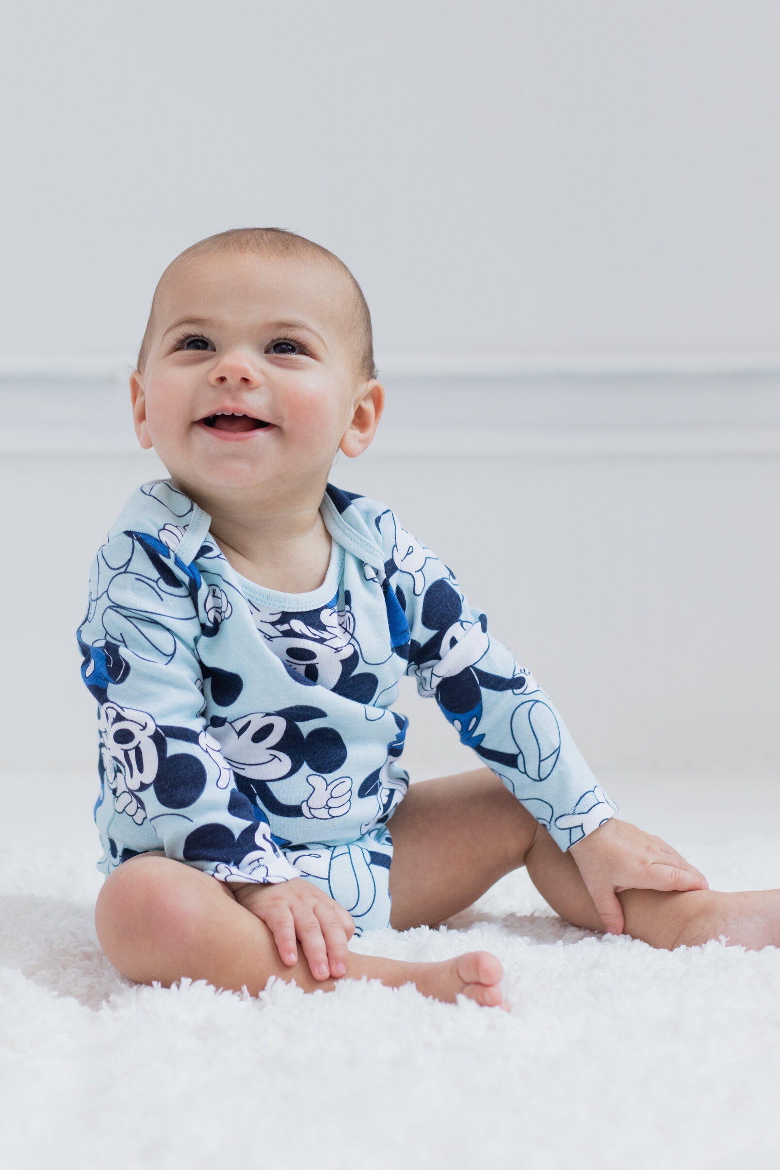 Disney Mickey Mouse Goofy Donald Duck Newborn Baby Boys 5 Pack Bodysuit Newborn to Infant