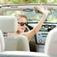 thumbnail image 3 of Soporte Universal para gafas de coche, soporte para gafas de sol con Clip, colgador de gafas de cuero (Beige), 2 paquetes Rojo Verde, 3 of 4
