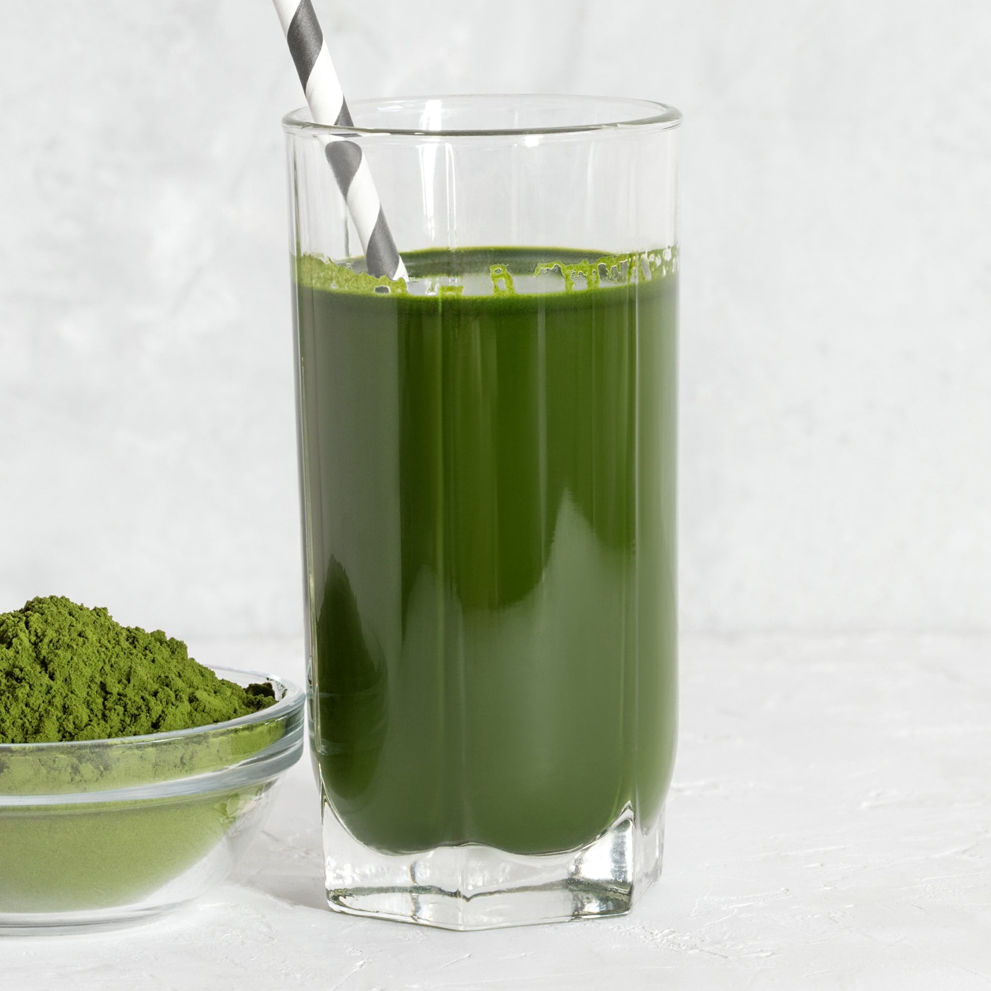 Sipology: Super Greens Boost - Mixed Berries - 10 Stick Pack, Superfoods-Vitamins-Minerals-Nutrients, Mix Powder w/ Water-Smoothies-Protein Shakes