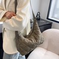 thumbnail image 4 of Femmes Nylon Sac à Bandoulière Design Coton Rembourré Sac à Main de Couleur Unie, 4 of 6