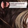 thumbnail image 3 of Peluca ondulada larga y rizada para mujer: Peluca con raya al medio de aspecto natural - Fibra sintética resistente al calor, ondas corporales para fiesta de Halloween, uso diario, 3 of 7