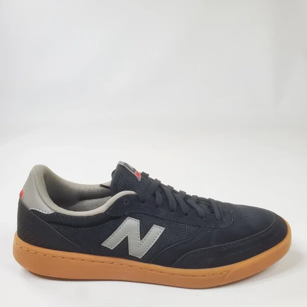 New Balance 440 Black Grey Gum Skate Shoes Sneakers US Men's Size 10 NM440SKT