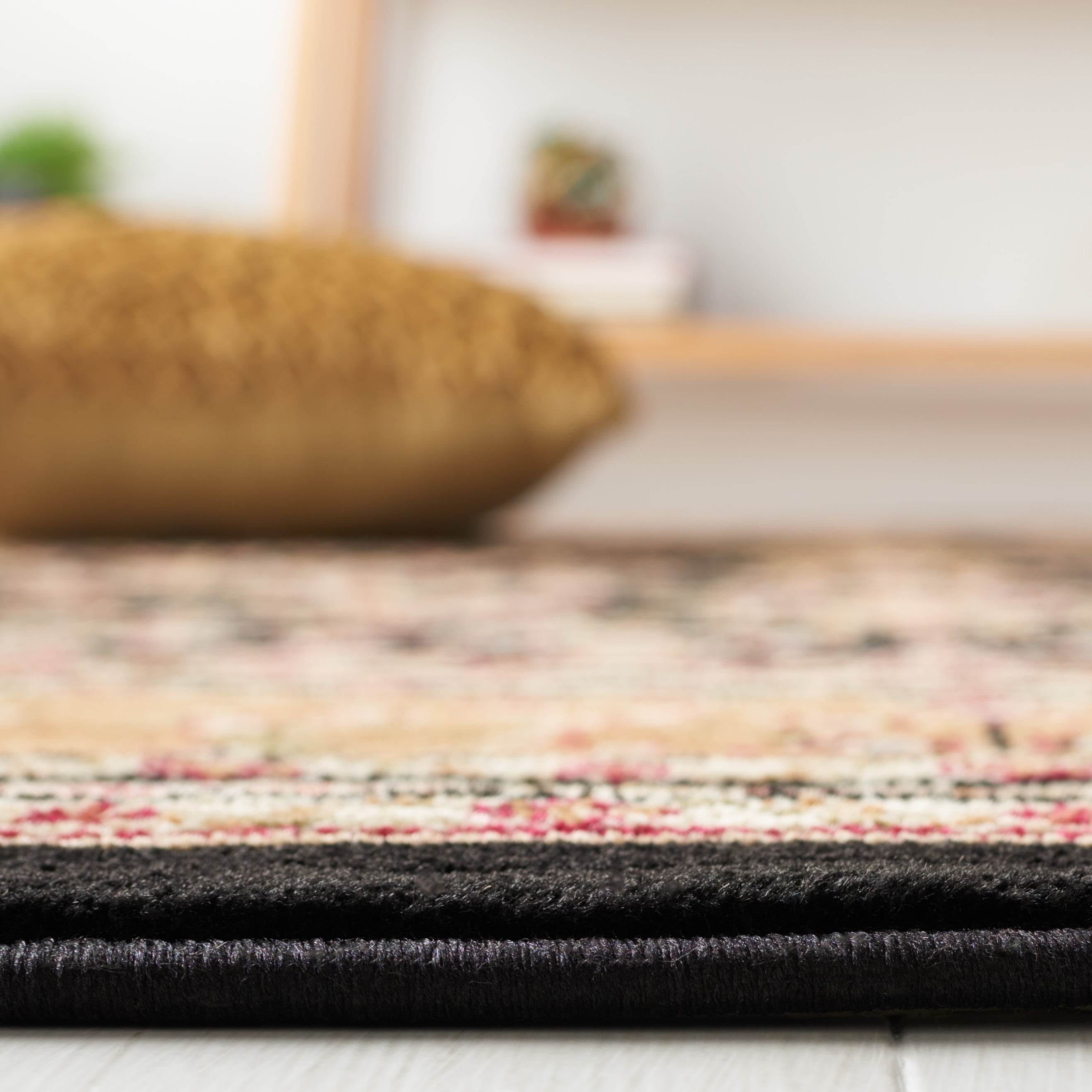 Safavieh Lyndhurst Isadora Floral Area Rug, Black/Tan, 6' x 8'