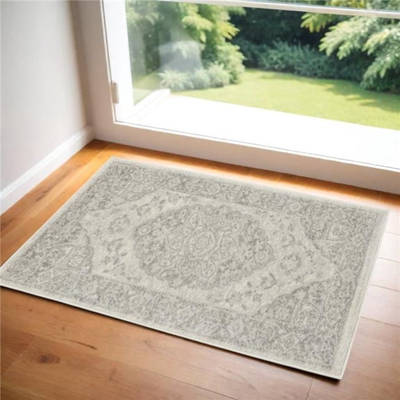 HomeRoots 553289 2 x 4 ft. Floral Medallion Distressed Rectangle Area Rug, Ivory & Gray