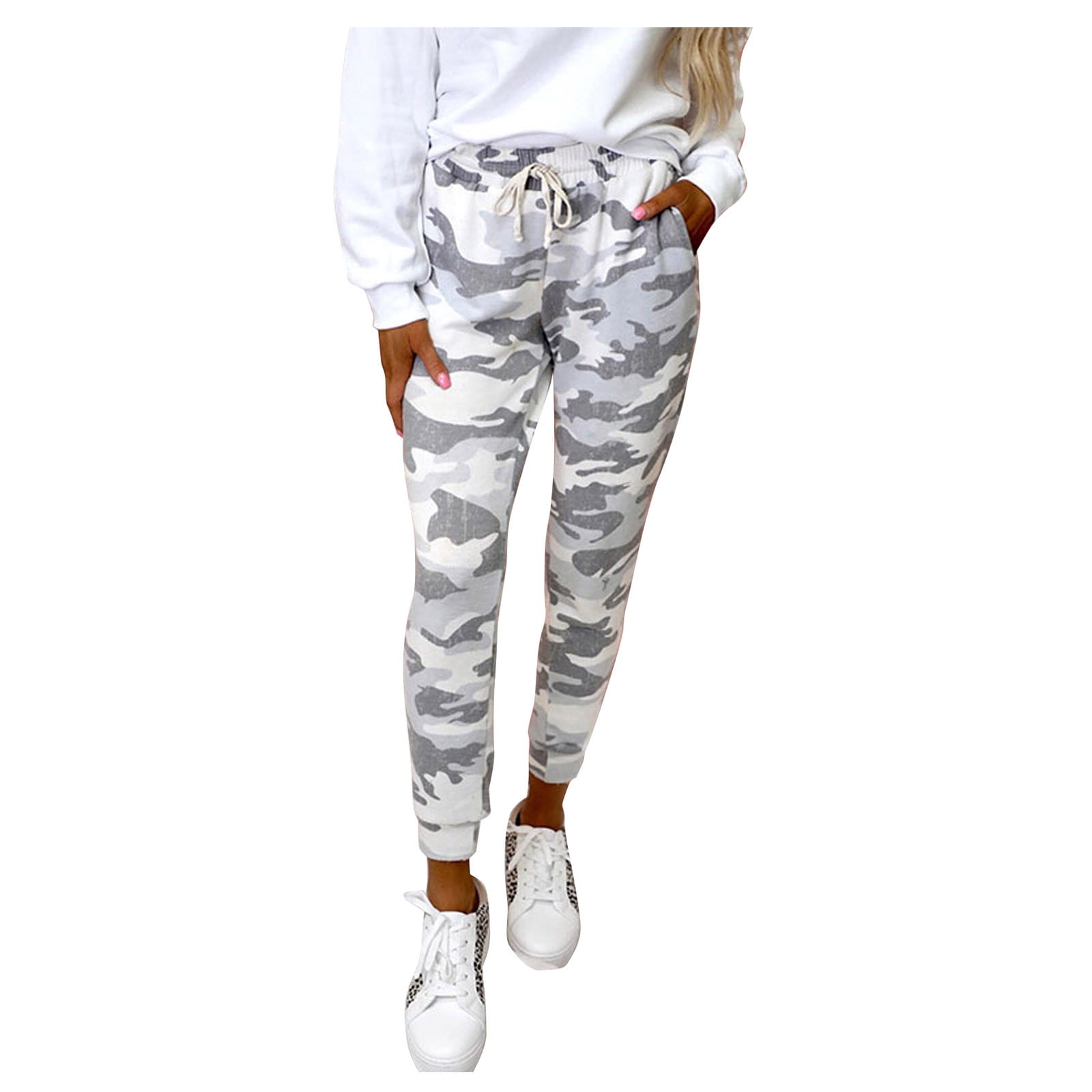 Nike camo joggers womens hotsell
