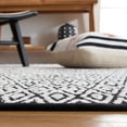 thumbnail image 5 of SAFAVIEH Montauk Carina Diamond Area Rug, Ivory/Black, 3' x 5', 5 of 9