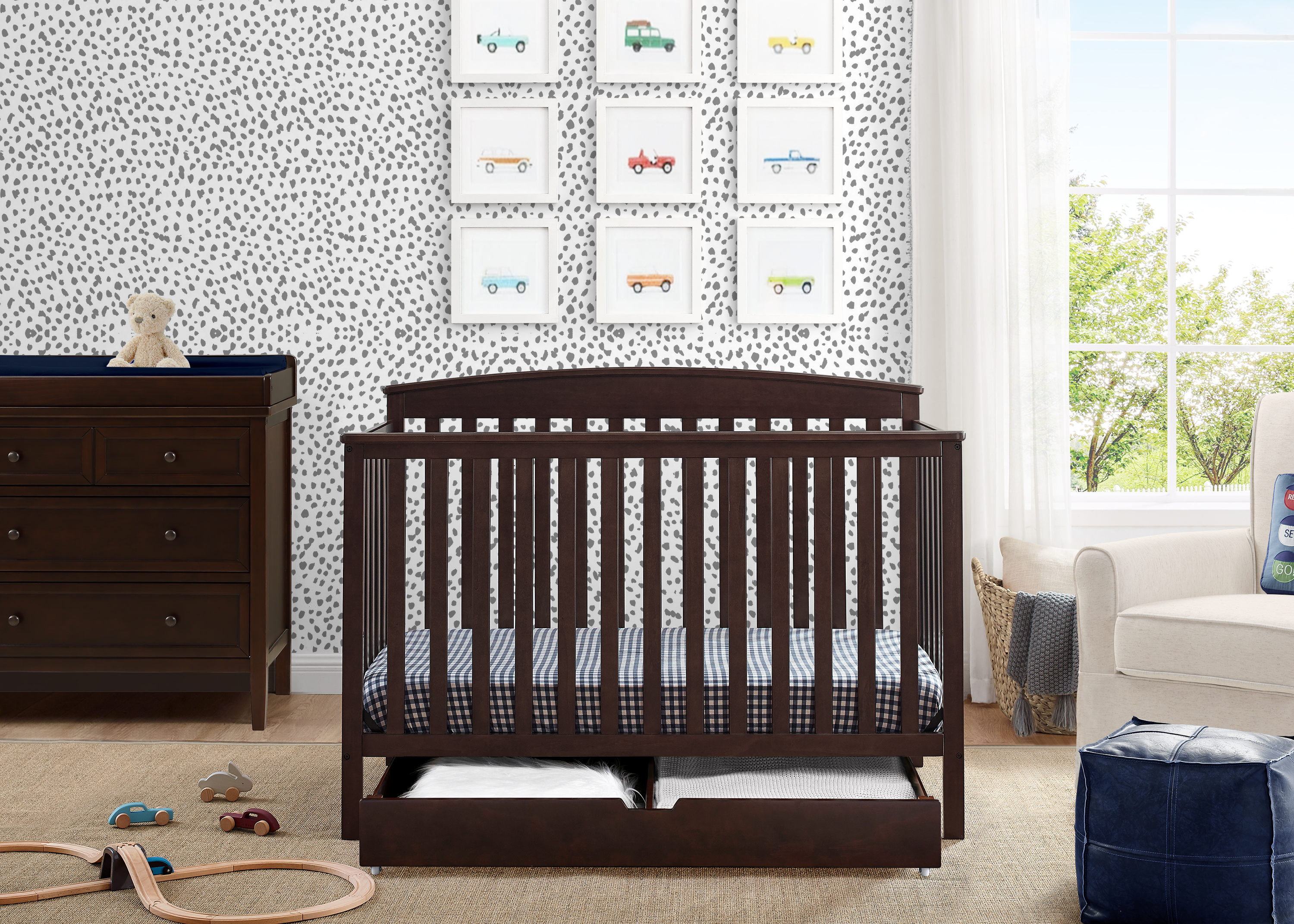 Delta Children Hanover 6-in-1 Convertible Baby Crib, Walnut Espresso - image 5 of 15