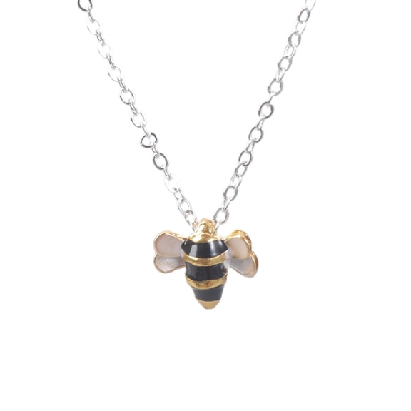 Exquisite Silver Clavicle Chain Cute Bee Pendant Necklace Jewelry for Daily Wear