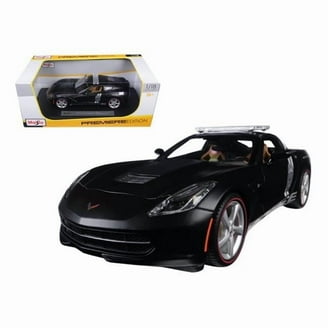 2005 Chevrolet Corvette C6 Coupe Silver 1/18 Diecast Model Car by