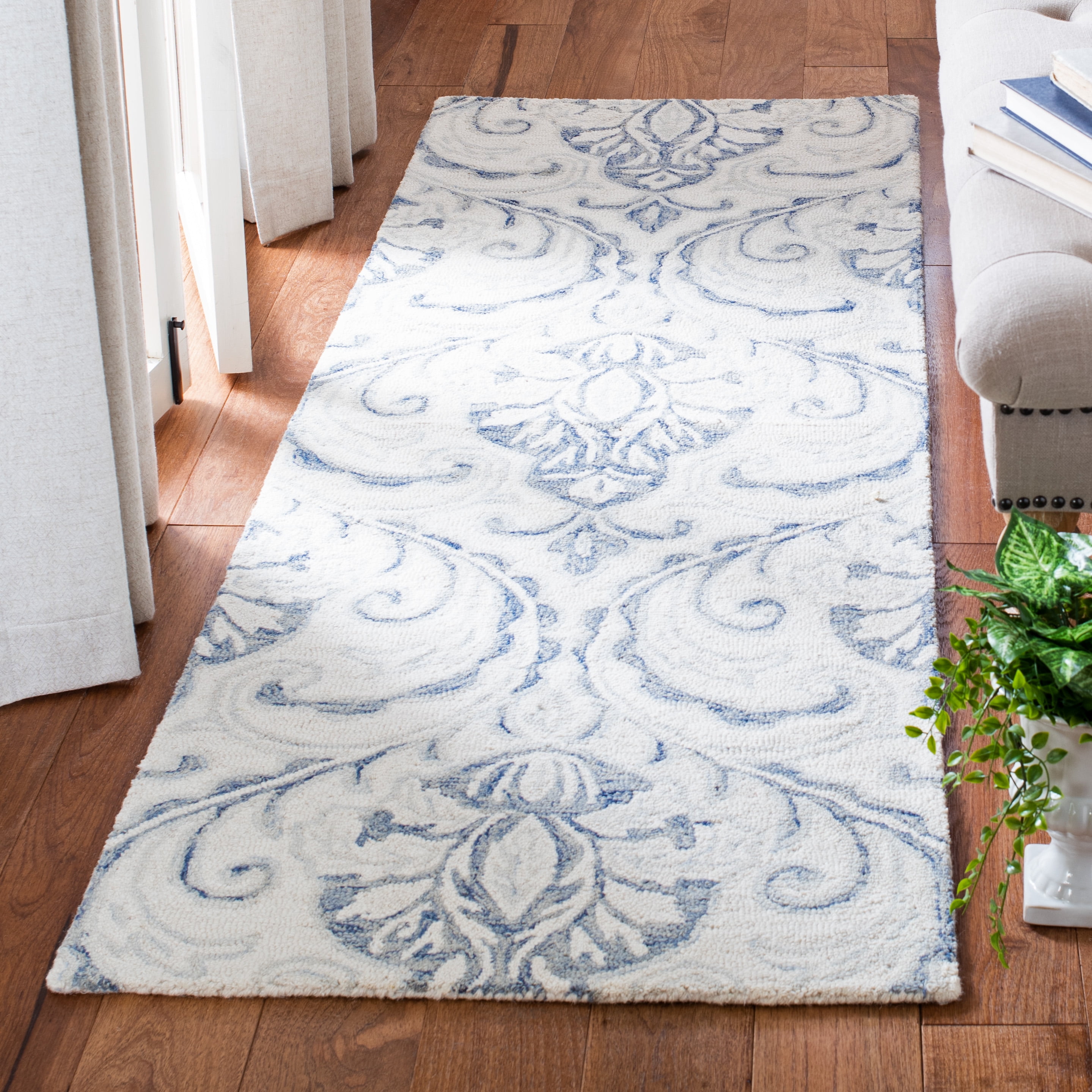 SAFAVIEH Micro-Loop Cornelius Floral Runner Rug, Ivory/Blue, 2'3" x 11'