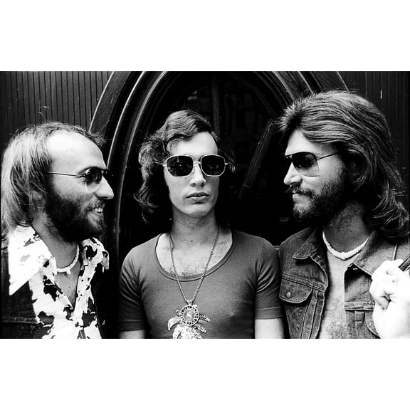 the Bee Gees wearing sunglasses Photo Print  (10 x 8)