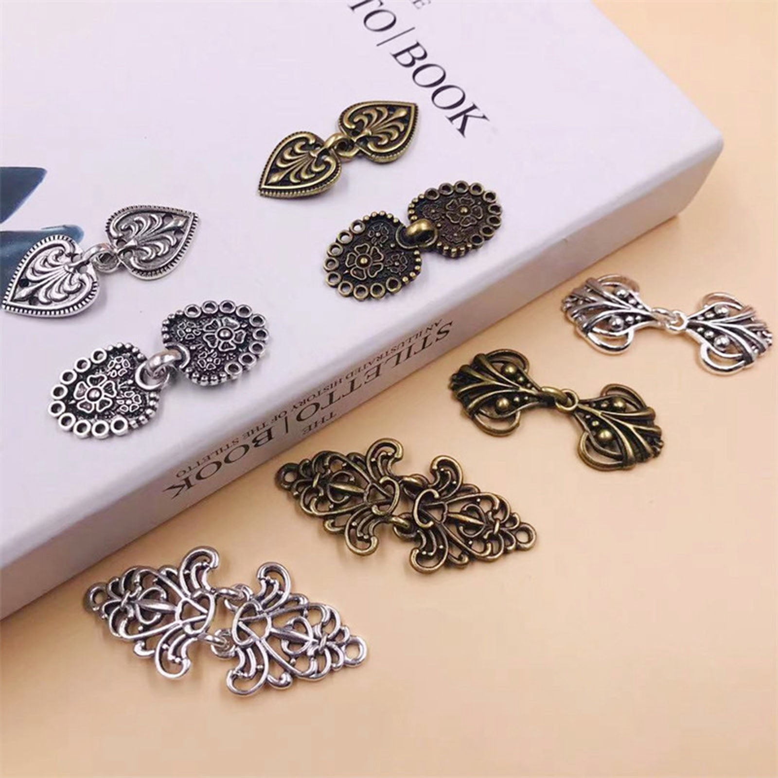 4pcs Vintage Sweater Clips Cape Cloak Clasp Cardigan Clips Shawl Clasp,  Silver - Yahoo Shopping