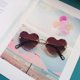 thumbnail image 2 of Gafas de sol de corazón TANGJMXG Sin montura de Metal Fino Marrón, 2 of 4
