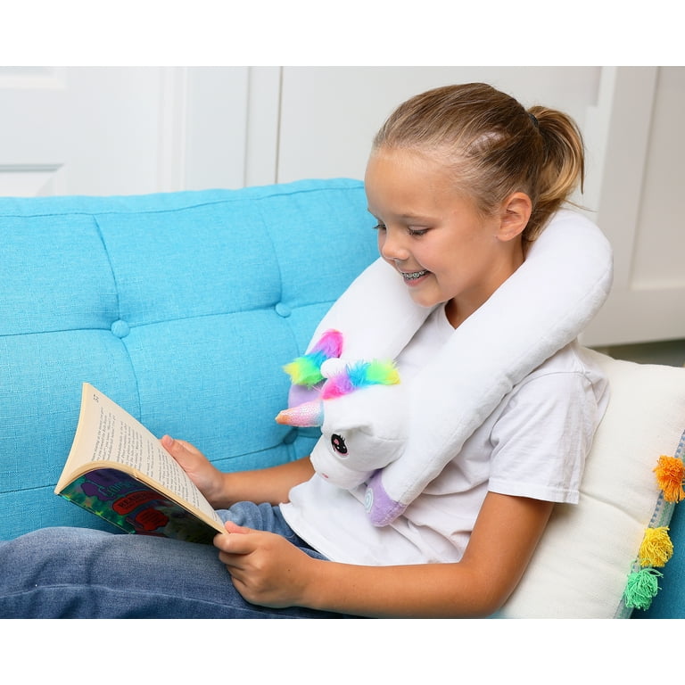 Sqush neck outlet pillow