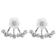thumbnail image 1 of Clásico damas moda oreja Stud Margarita flor pendientes regalo (elegir color) Zulema  Pendientes de botón, 1 of 8