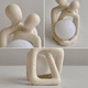 thumbnail image 2 of Lámpara de mesa con estatua de pareja nórdica, accesorios de decoración para dormitorio, decoración estética para el hogar y Navidad, dorada, 2 of 8