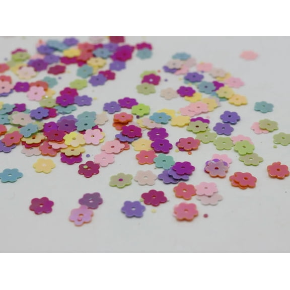 U8MO 5000 Mixed Color 6mm Flat Mini Flowers Loose sequins Paillettes Sewing Wedding
