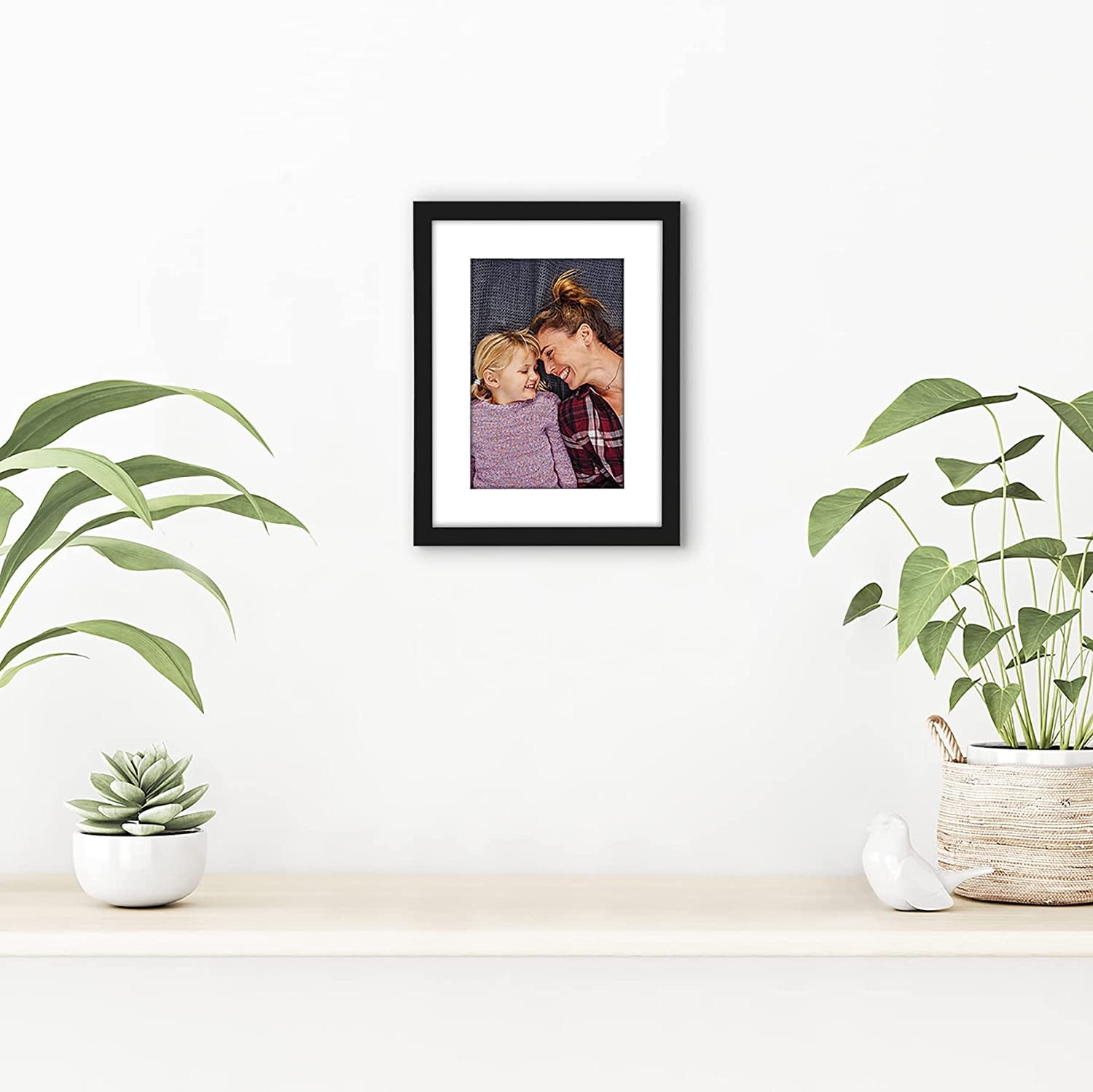 Americanflat 6x8 Picture Frame with Mat for 4x6, Plastic and shatter-resistant glass, Black