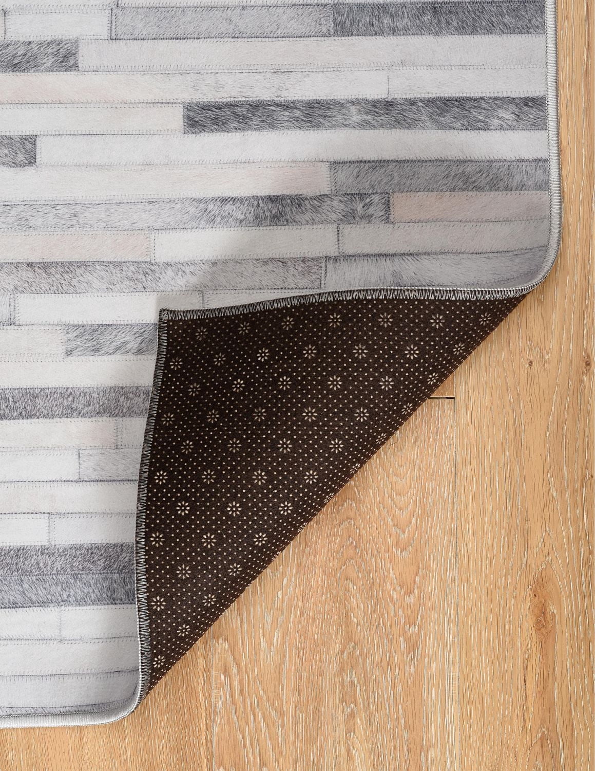 Tapis Laredo Tanner gris & ivoire 6 pi 7 po x 9 pi 7 po