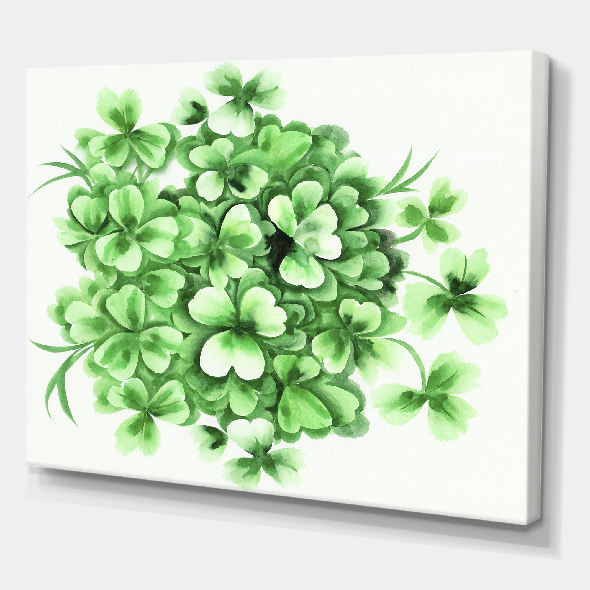 Designart ' Green Vintage Leaves of Shamrock ' Traditional Canvas Wall Art Print
