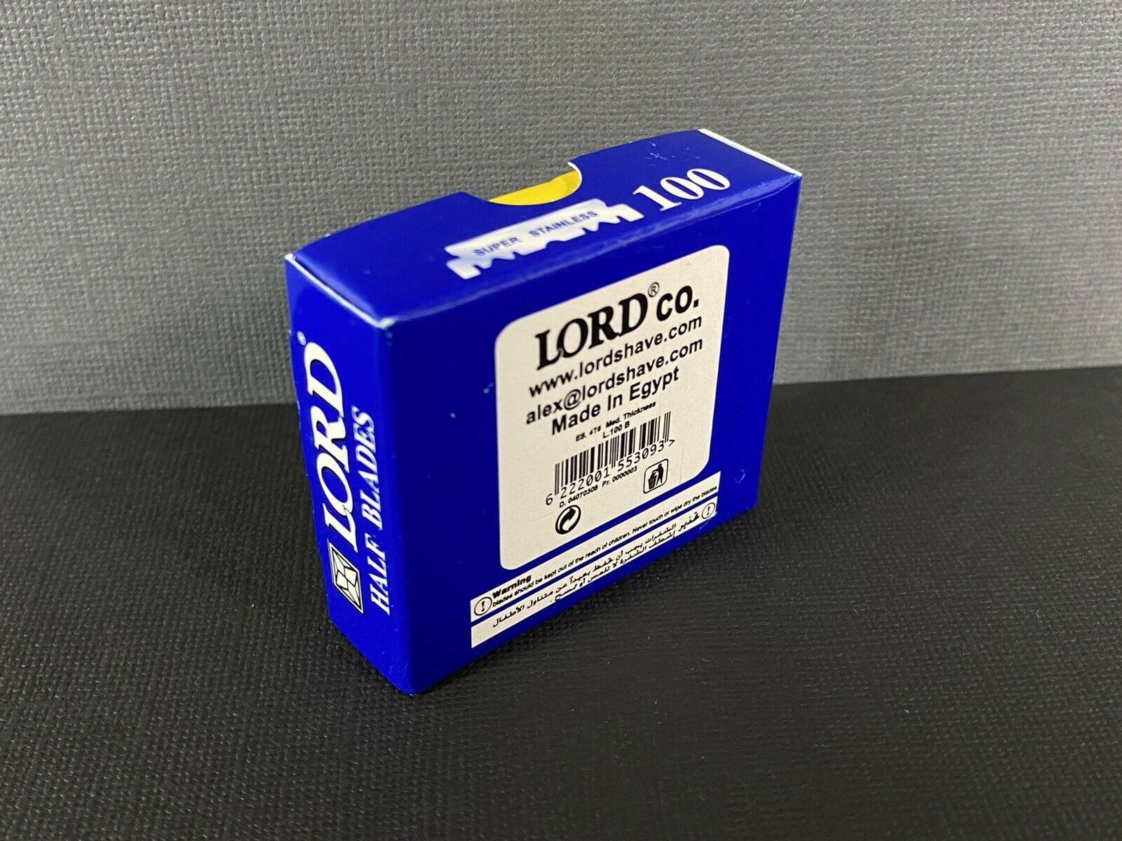 Navajas De Afeitar De Barbero Profesional Acero Inoxidable Estuche De Cuero Lord 100 Blades
