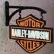 thumbnail image 1 of Harley Davidson vägghängande skylt, Harley Davidson logotyp skylt prydnad, Harley Davidson väggdekoration, ingen led, 1 of 5