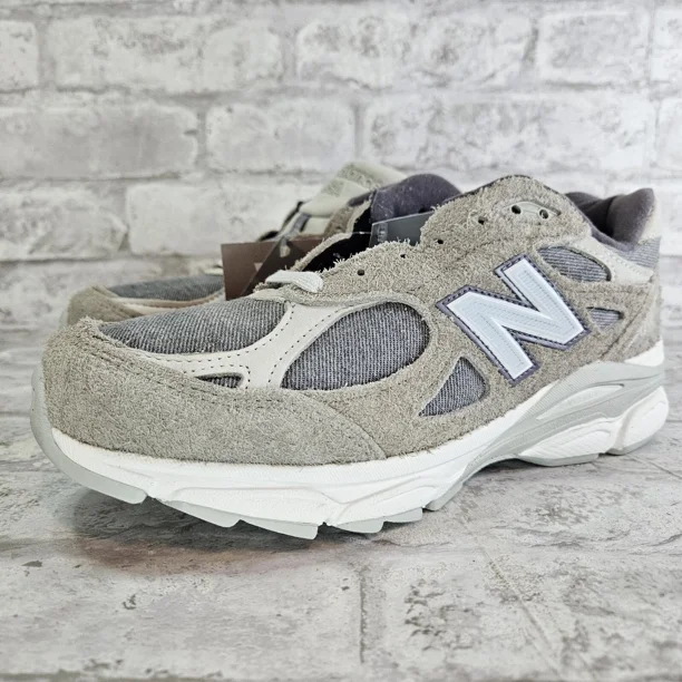 New Balance 990v3 MiUSA Levis Elephant Skin Shoe M990LV3 Men's Size 6